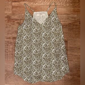 NWOT LOFT Floral Sleeveless Blouse Size XXS